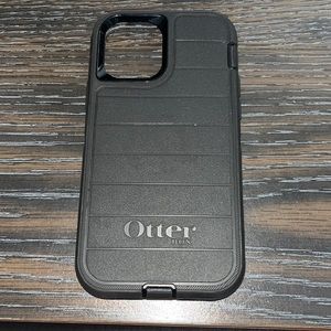 iPhone 12 otter box case